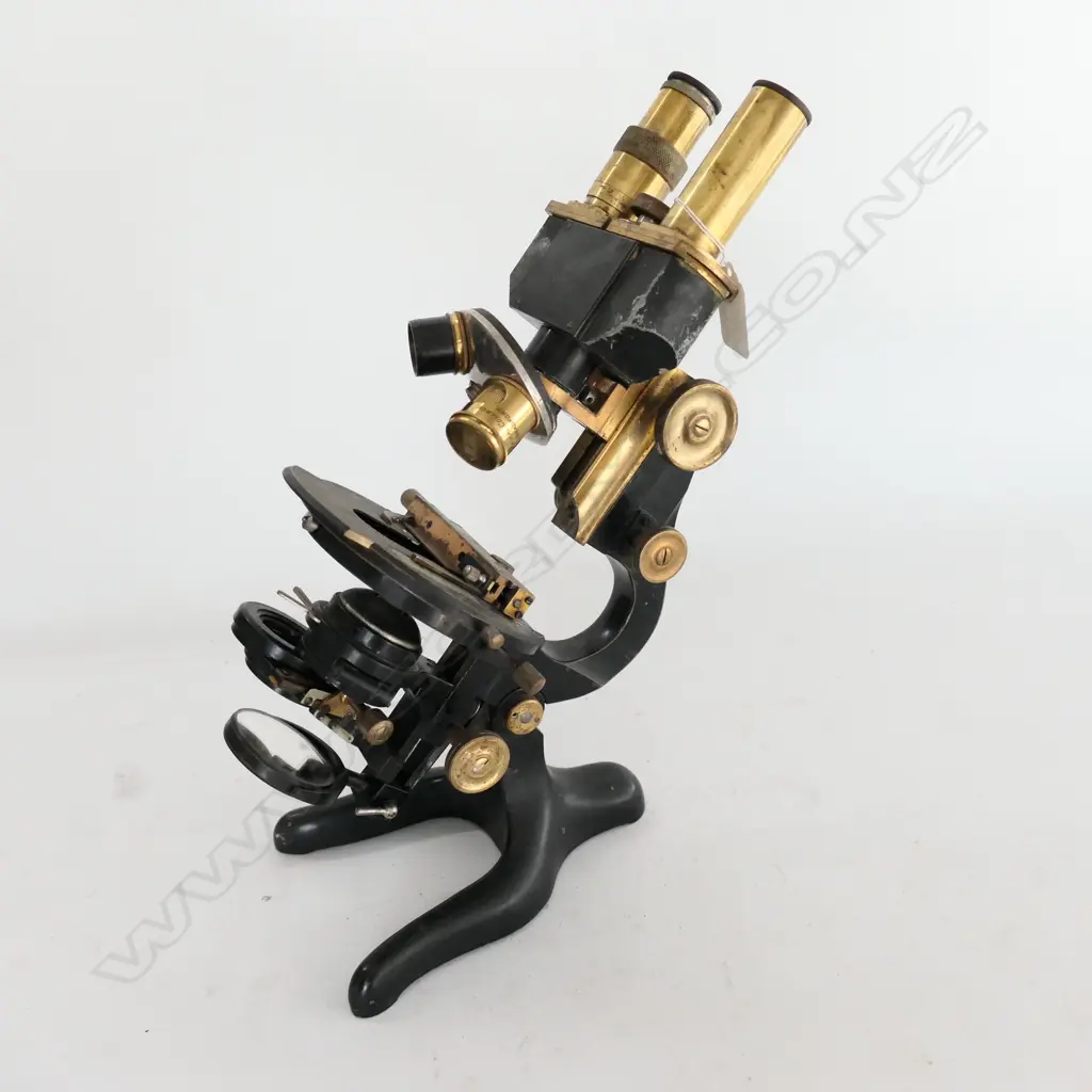 ERNST LEITZ, WETZLER BINOCULAR COMPOUND MICROSCOPE w CURVED LIMB, MECHANICAL STAGE, CONDENSER. NO BOX Image 1++